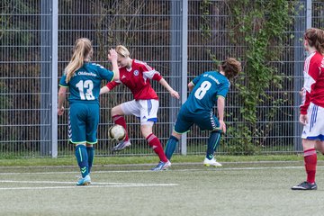 Bild 432 - B-Juniorinnen Pokalfinale VfL Oldesloe - Holstein Kiel : Ergebnis: 0:6